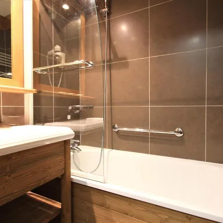 Cosy A Deux Pas Des Pistes Avec Balcon Et Casier A Skis - Fr-1-181-2482 Daire *