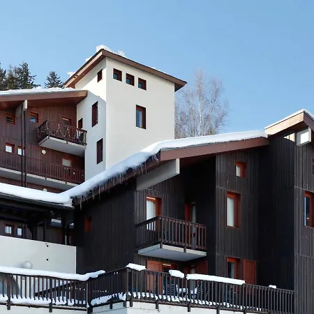 Cosy A Deux Pas Des Pistes Avec Balcon Et Casier A Skis - Fr-1-181-2482 *